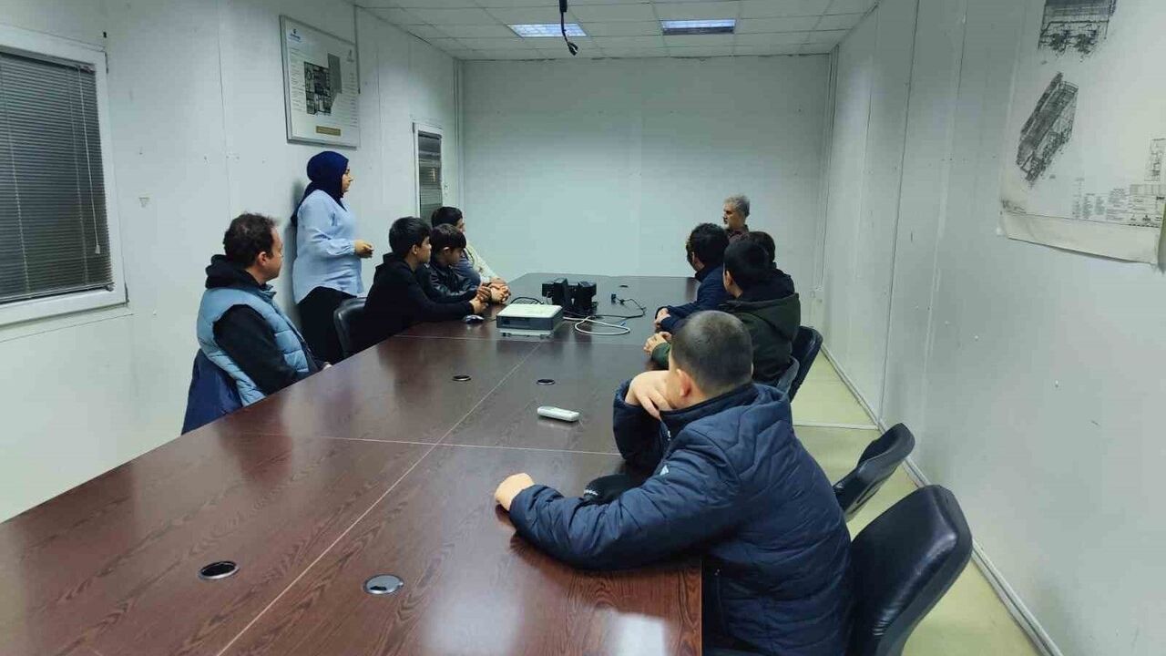 Öğrencilere Termik Santralde Teknik Gezi