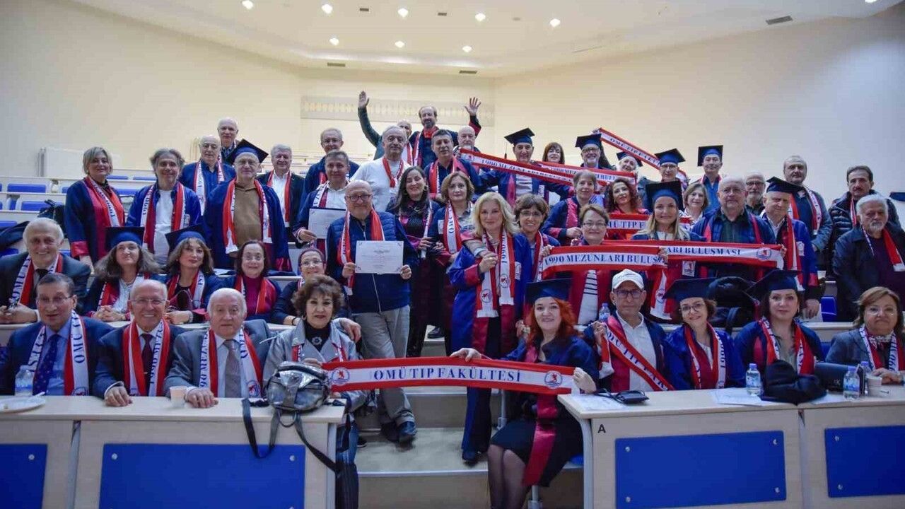 OMÜ Tıp Fakültesi 1990 Mezunları 35 Yıl Sonra Buluştu