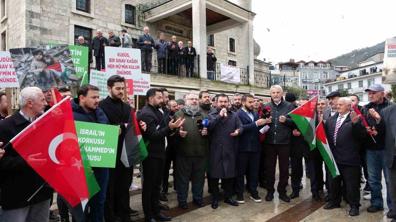 Ordu'da Filistin'e Destek Gösterisi