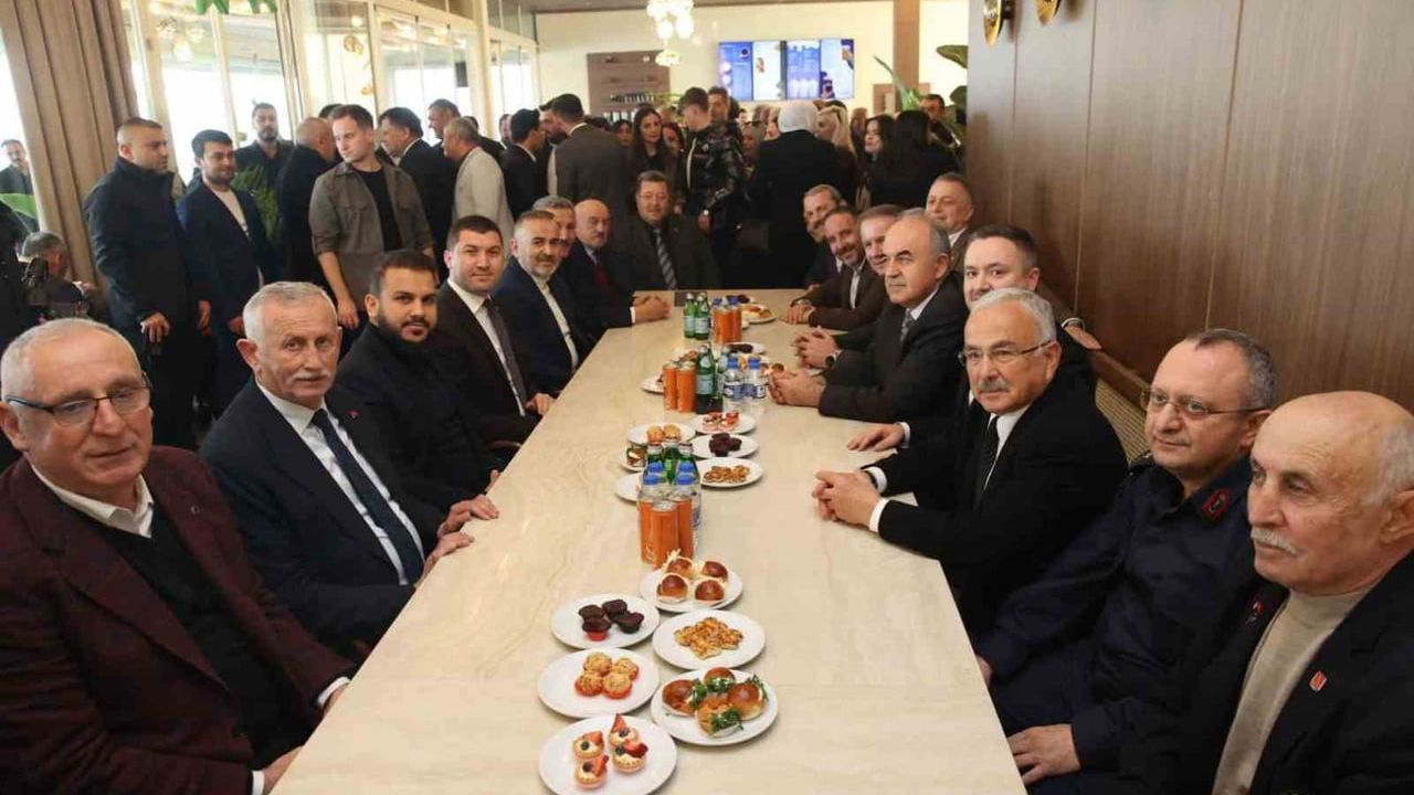 Ordu'da Yeni Sosyal Alan: Mavna Kafe Açıldı