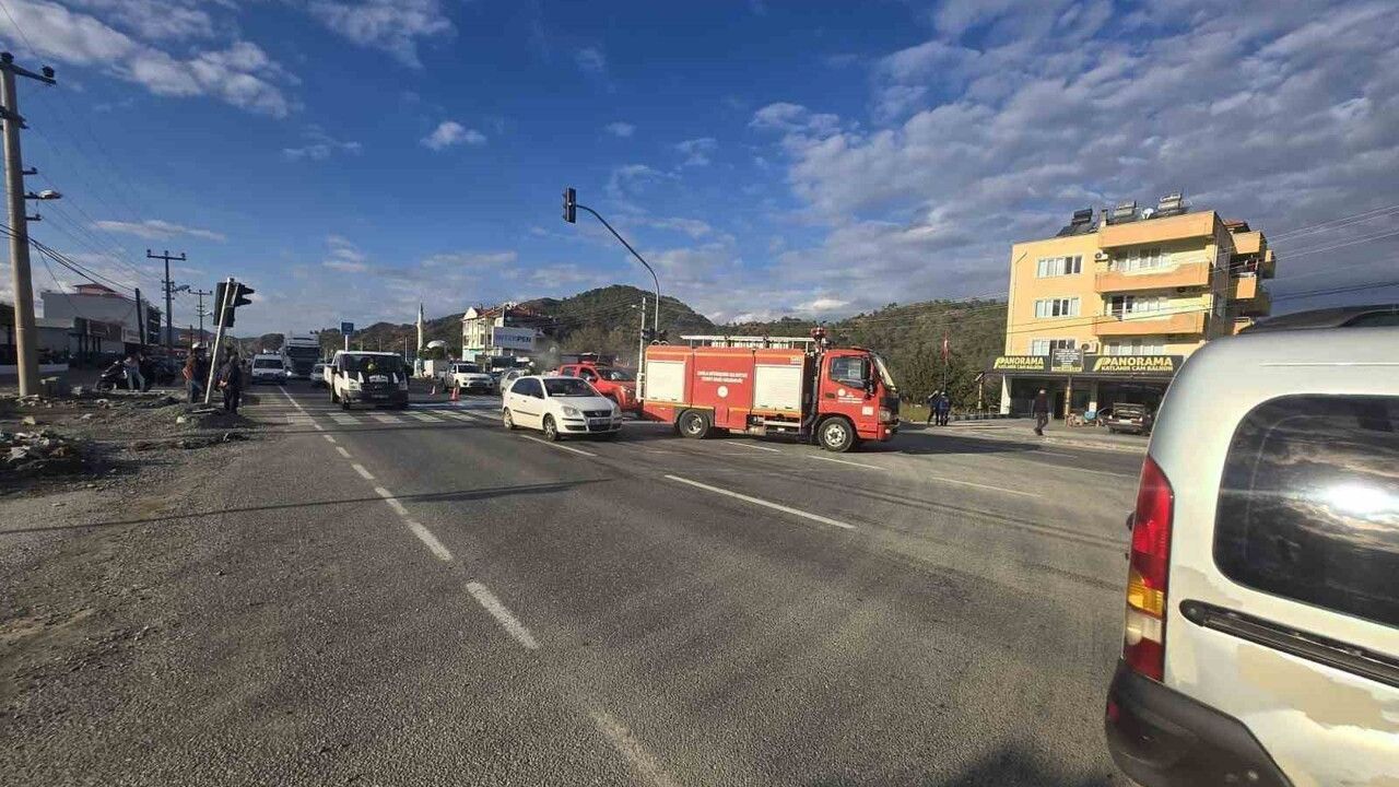 Ortaca'da Araç Yangını Korkuttu