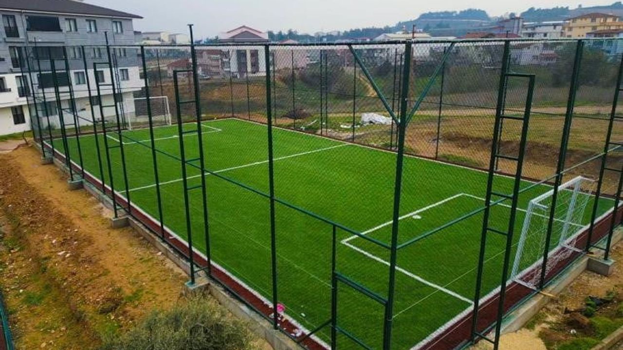 Osmaneli'nde Yeni Spor Alanı: Halı Saha Hizmete Açıldı