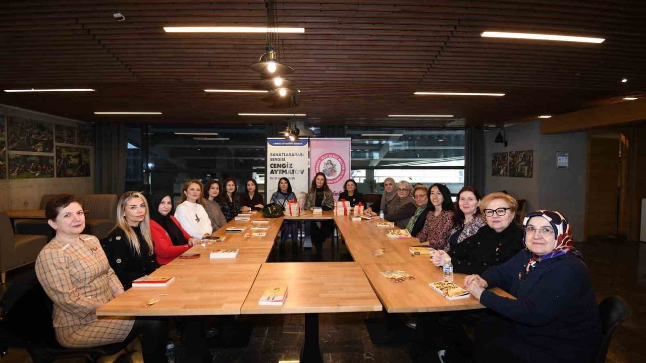 Osmangazi Belediyesi'nde Cengiz Aytmatov'un "Elveda Gülsarı" Kolektif Okuması Gerçekleştirildi