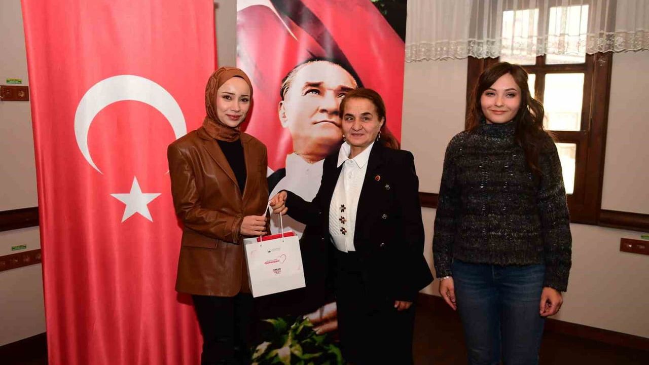 Osmangazi Belediyesi'nden Kadın Sağlığı Paneli