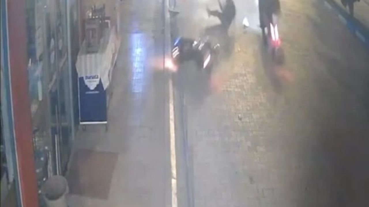 Osmaniye'de Motosiklet Kazası Görüntülendi