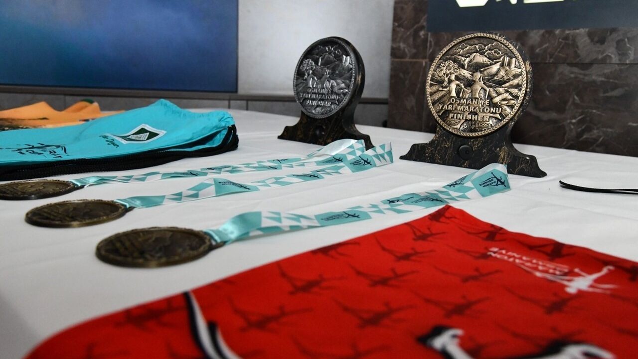 Osmaniye'de Umut Dolu Yarı Maraton