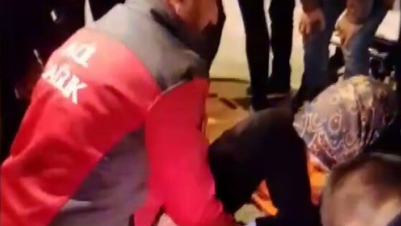 Otomobille Motosiklet Çarpıştı: Yaralı Var