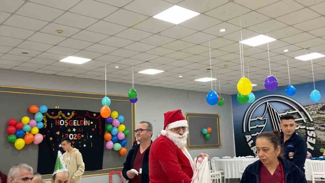 Özel Kuzey Bakım Merkezi'nde Neşeli Yılbaşı Kutlaması