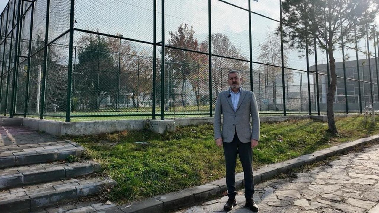 Pamukkale Belediyesi Halı Sahayı Ücretli Hale Getirdi