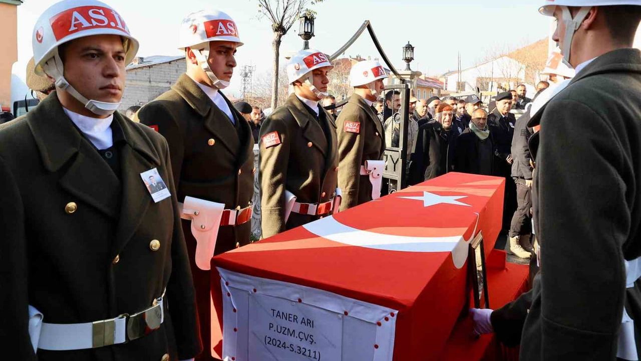 Piyade Uzman Çavuş Taner Arı'nın Son Yolculuğu