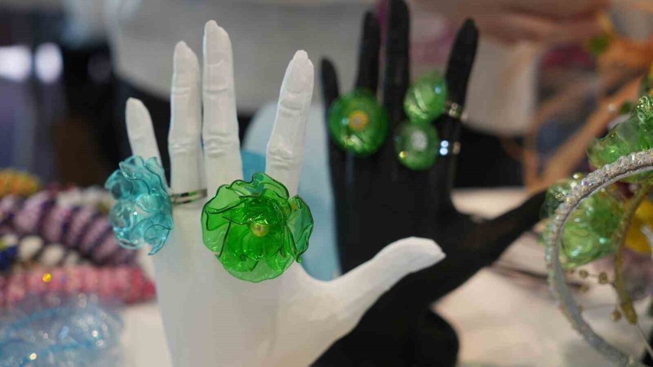 Plastik Atıklarla Sanata Dönüşüm: Samsun'daki Şenlikte Çevre Bilinci