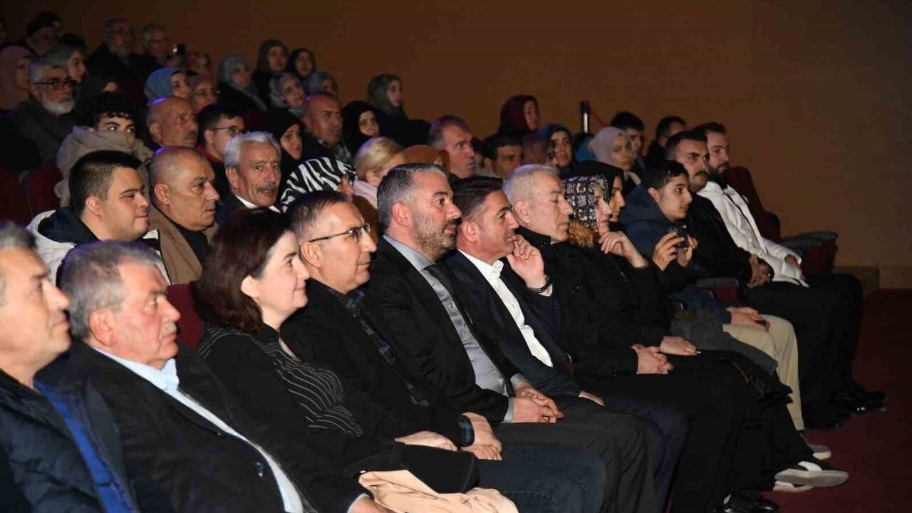 Pursaklar'da Hz. Mevlana Anma Gecesi Coşkuyla Kutlandı