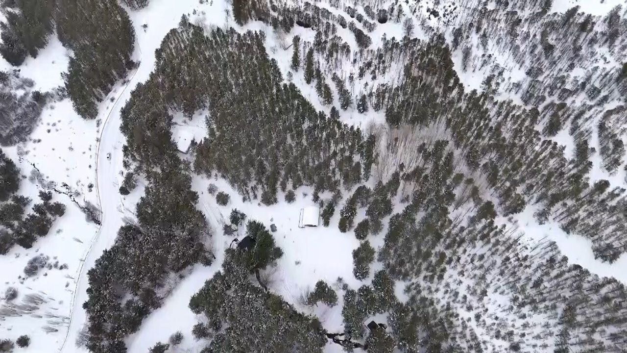 Refahiye'de Kar Yağışı Hayatı Olumsuz Etkiliyor