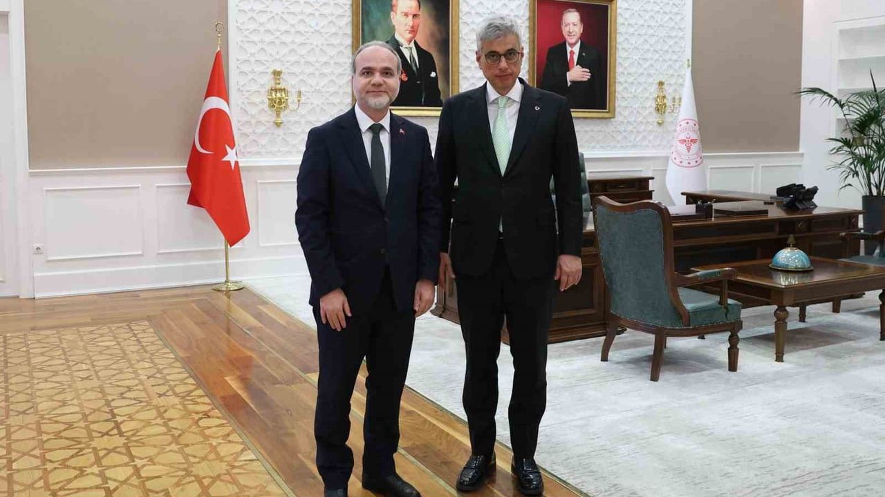 Rektör Uslu'dan Sağlık Bakanı Memişoğlu'na Ziyaret