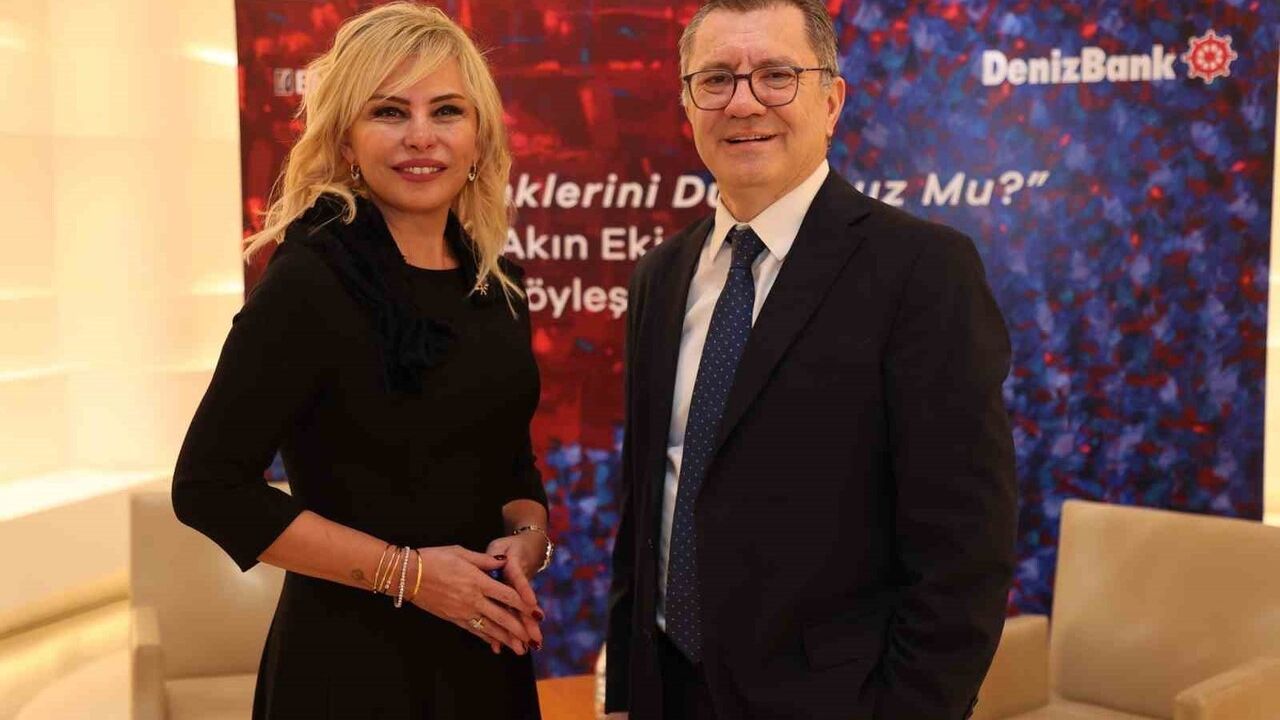 Renklerini Duydunuz mu? İmza Günü Galeri Deniz'de Gerçekleşti