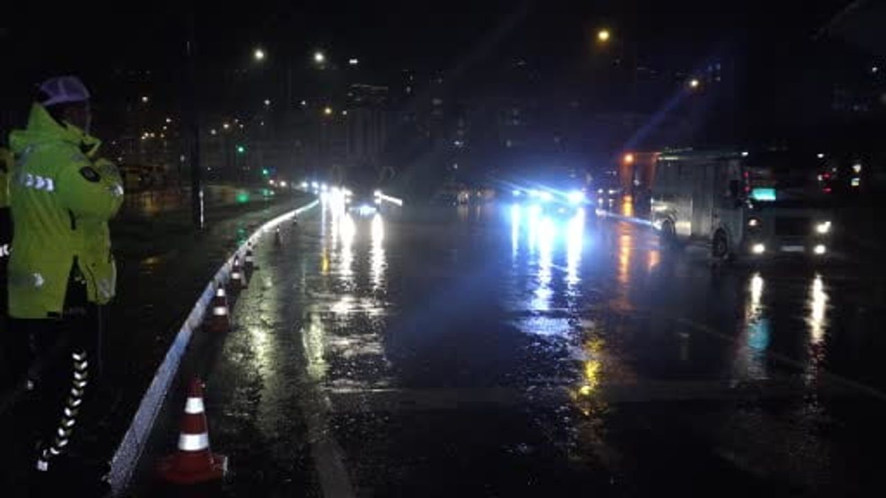 Rize Protokolü Yeni Yıla Görevi Başında Giren Kamu Personelini Ziyaret Etti