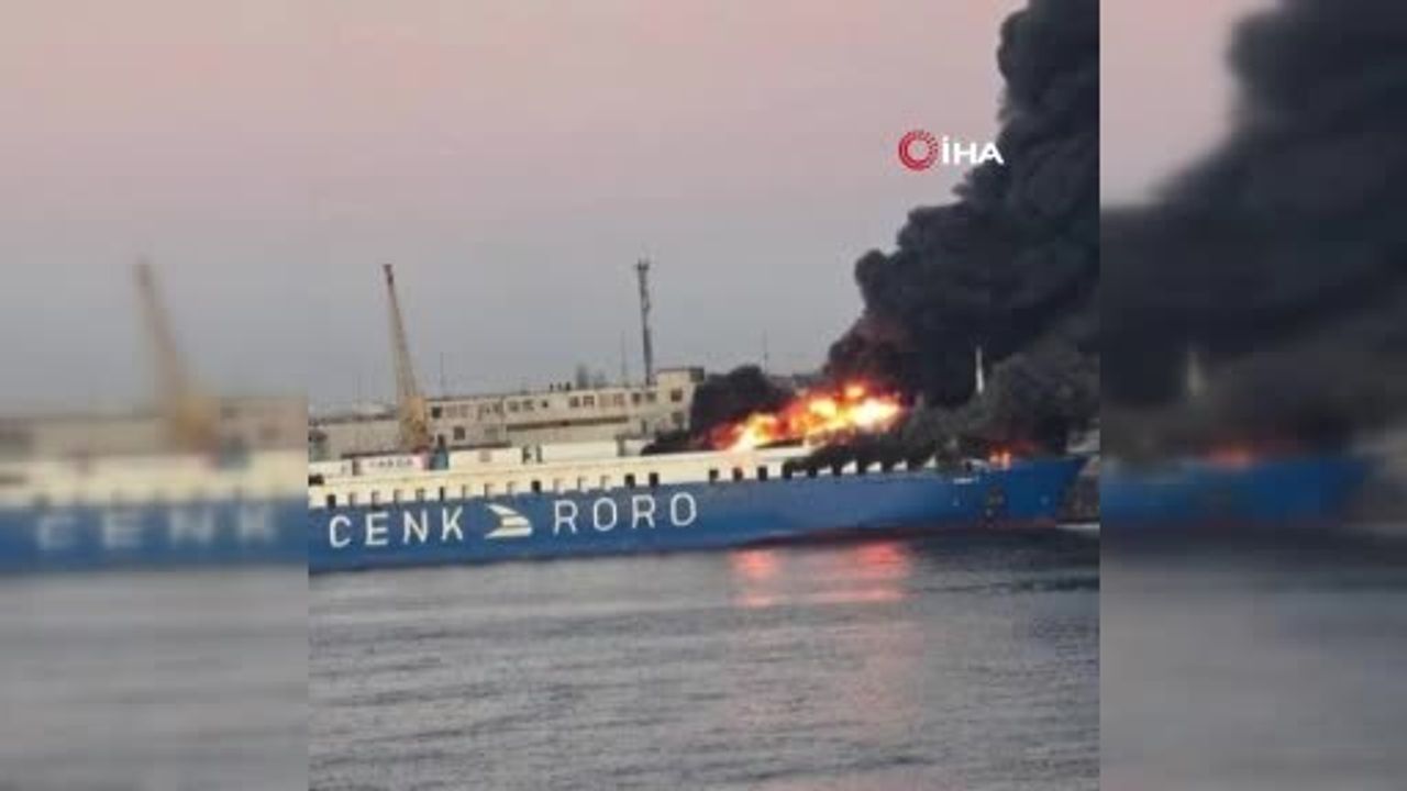 Rusya, Odessa'daki Türk Yük Gemisini Hedef Aldı