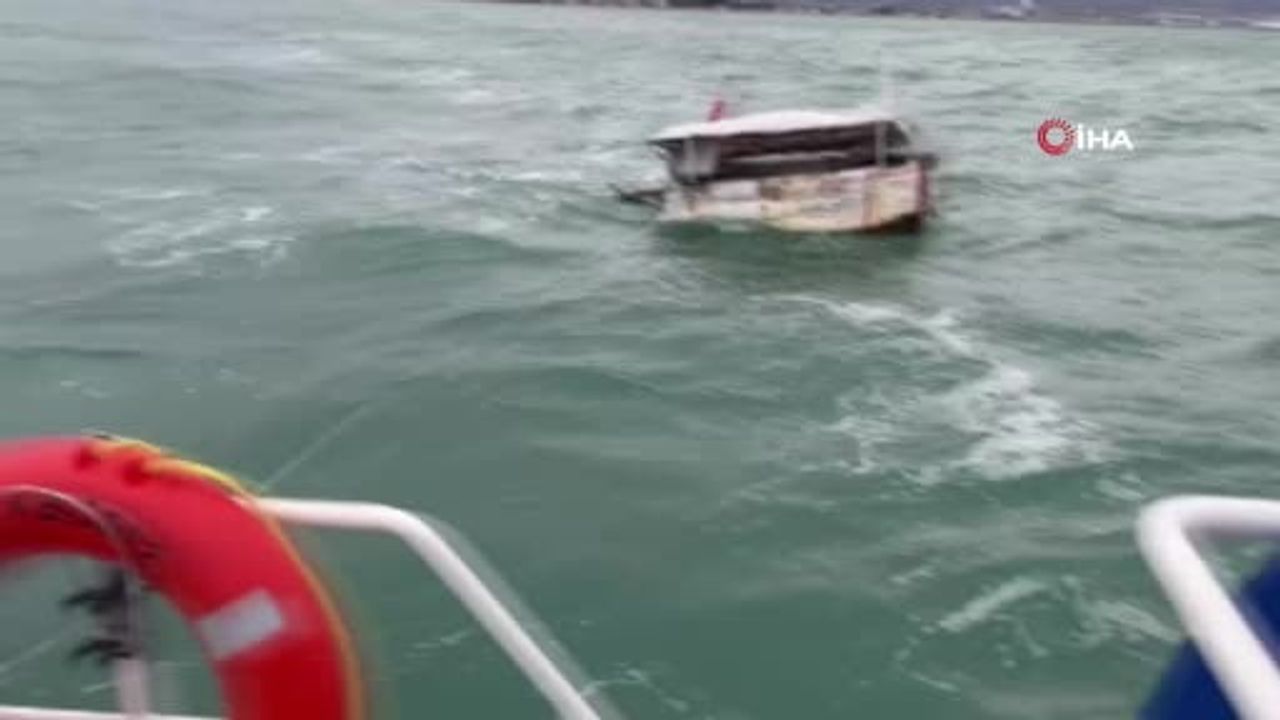 Sahipsiz Tekne Tekkeköy Açıklarında Kurtarıldı