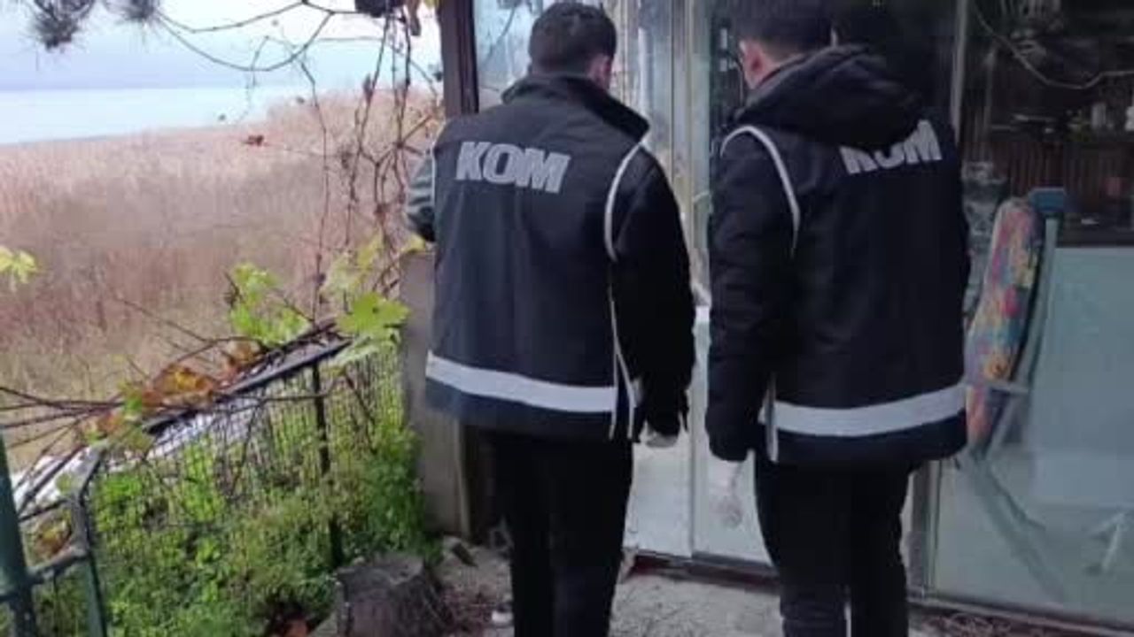 Sakarya'da Kaçak İçki İmalathanesi Operasyonu