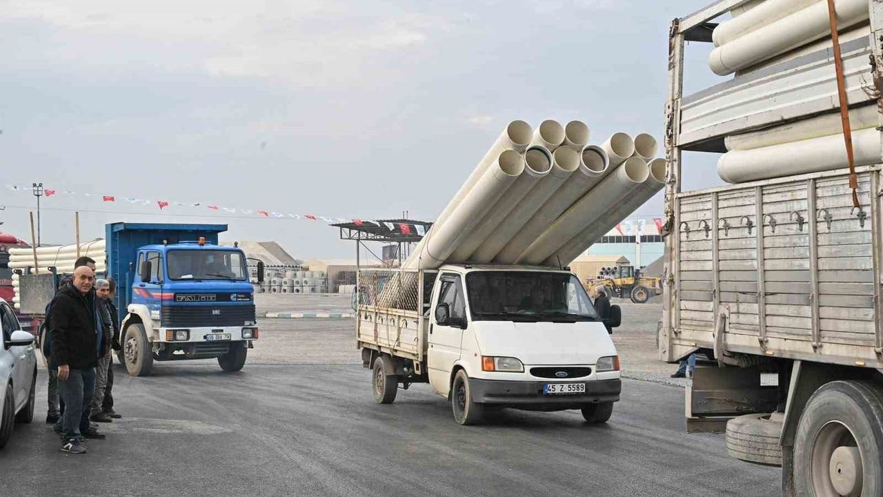 Salihli'de Tarımsal Destek Projesi Başarıyla Uygulanıyor