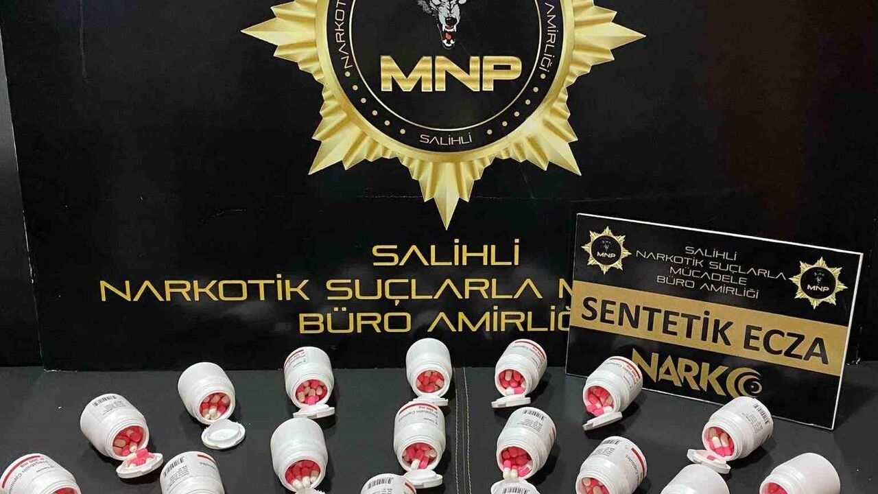 Salihli'de Uyuşturucu Operasyonları: 508 Gözaltı