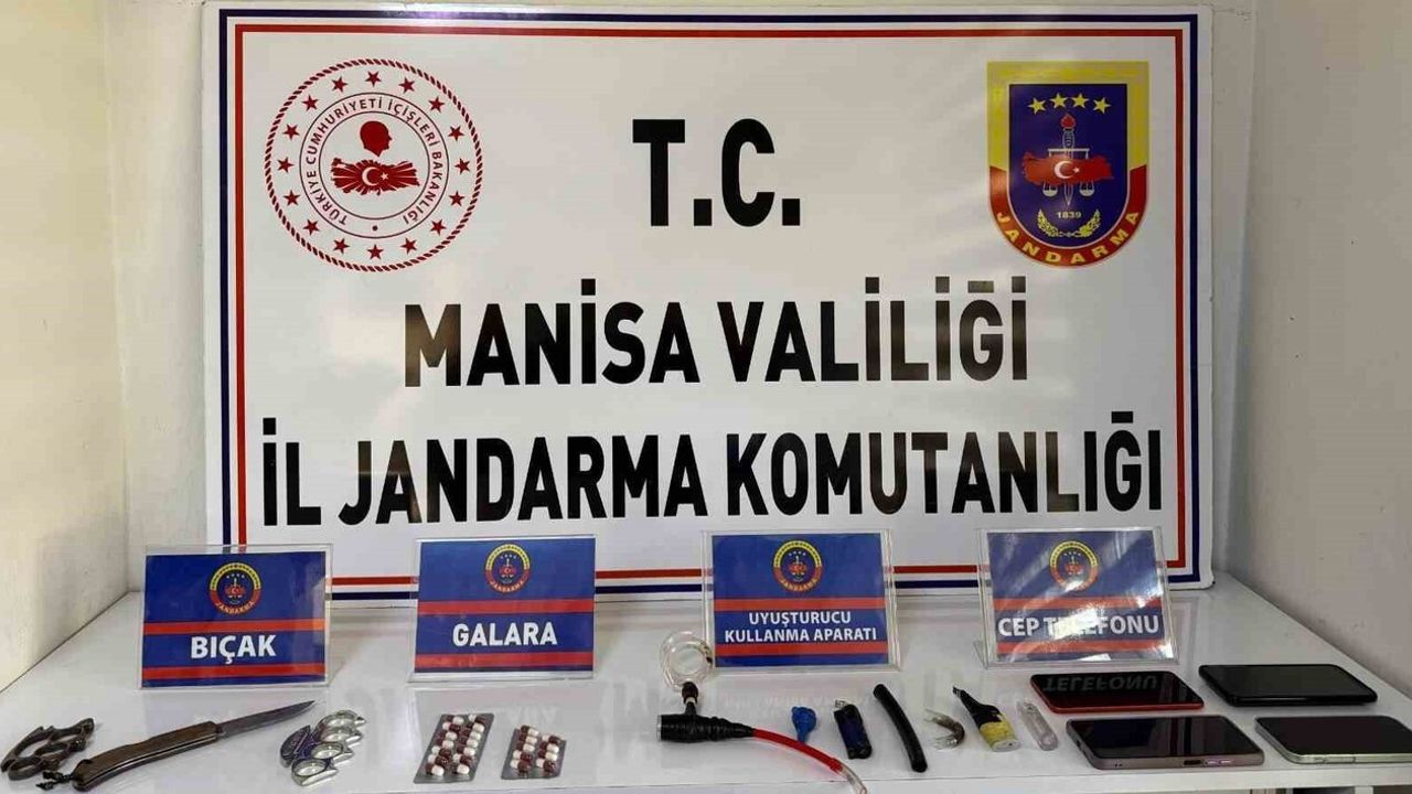 Salihli'de Uyuşturucu Operasyonu: 23 Hap ve Suç Aletleri Ele Geçirildi