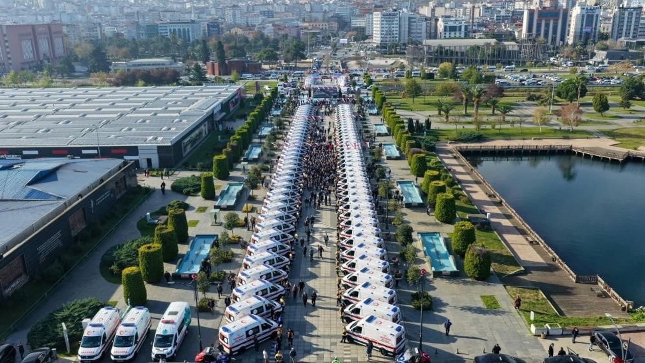 Samsun 112 Acil Sağlık Hizmetleri 2025'te 4 Milyon Kilometre Yol Katetti