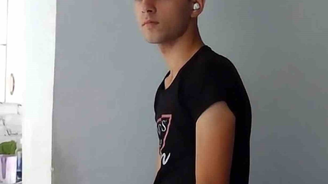 Samsun'da Genç Ağaç Altında Kaldı, Hayatını Kaybetti