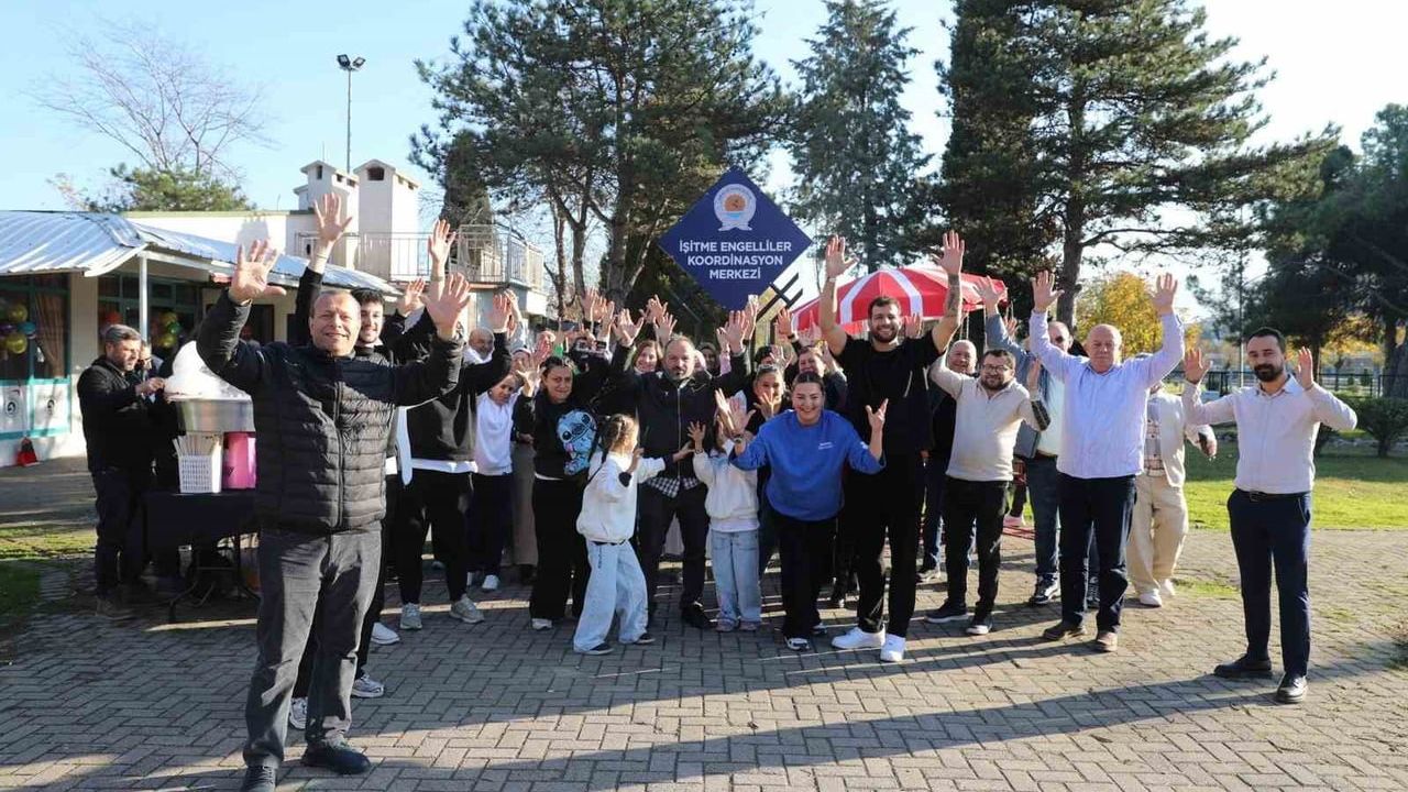 Samsun'da İşitme Engelliler Koordinasyon Merkezi Hizmete Açıldı