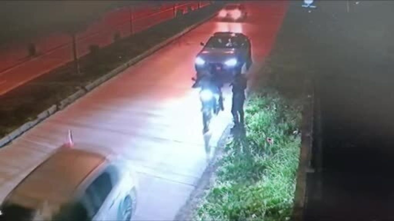 Samsun'da Kaçan Araç Polisle Çarpıştı