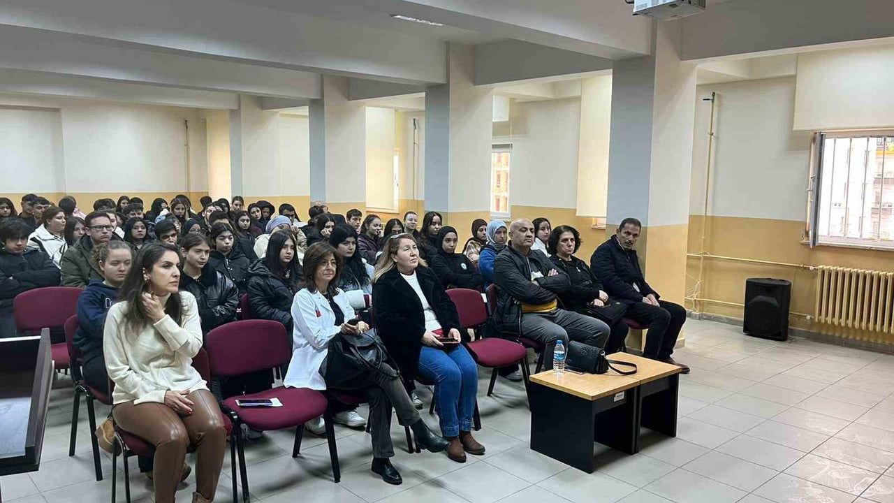 Samsun'da Kariyer Odaklı Eğitim Programı Devam Ediyor