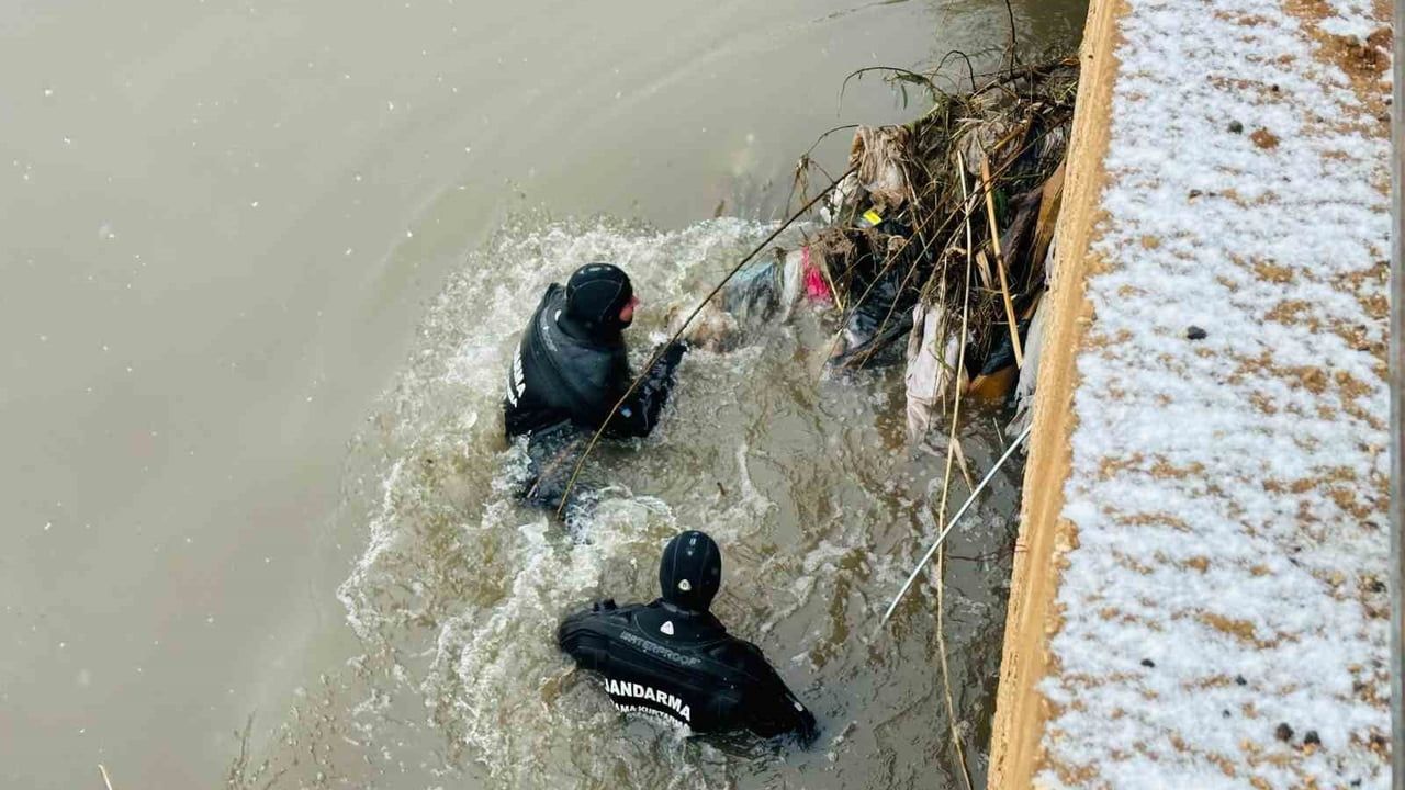 Şanlıurfa’da Kaybolan Sürücünün Arama Çalışmaları Devam Ediyor