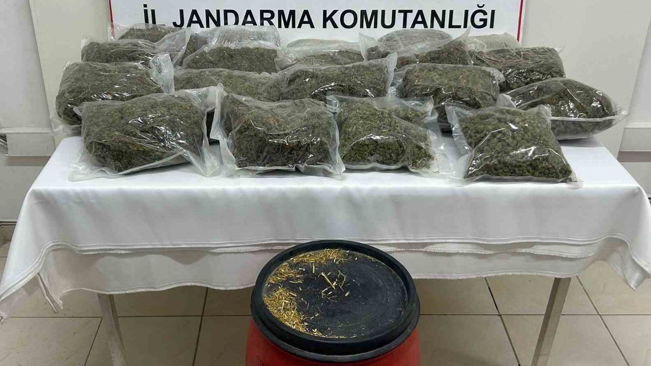 Şanlıurfa'da Uyuşturucu Operasyonu: 21 Kilo Ele Geçirildi