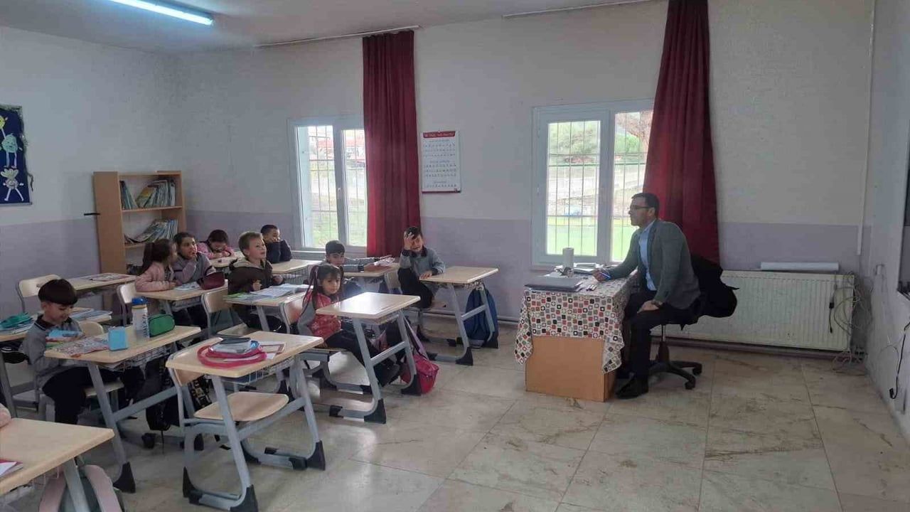 Sarıgöl'de Eğitim Ziyaretleri Devam Ediyor