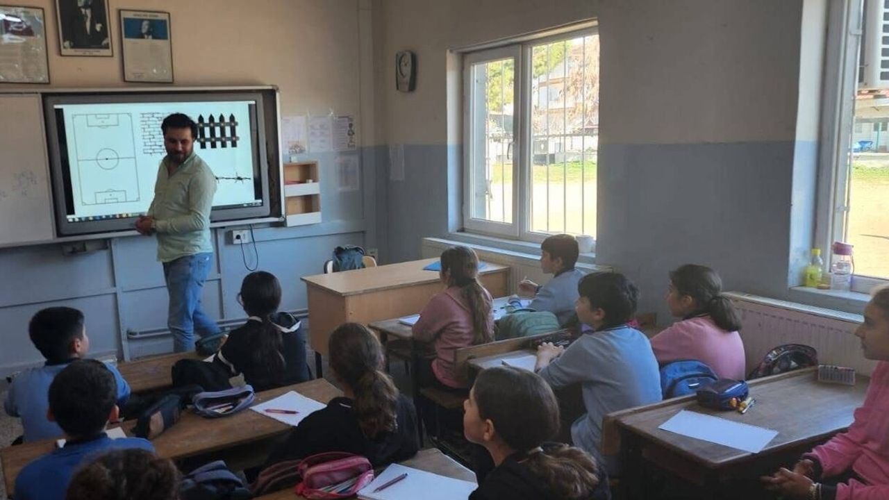 Sarıgöl'de Eğitimde Farkındalık Seferberliği