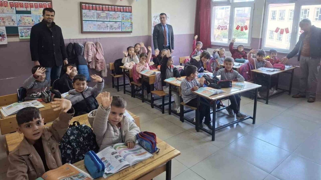 Sarıgöl Eğitimde İleriye Taşınıyor