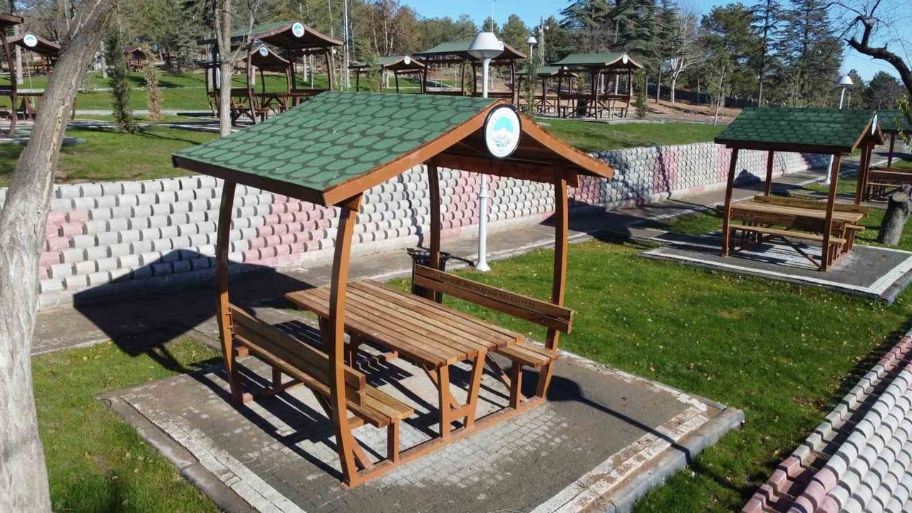 Sarımsaklı Mesire Alanı Yenileme Çalışmaları Tamamlandı