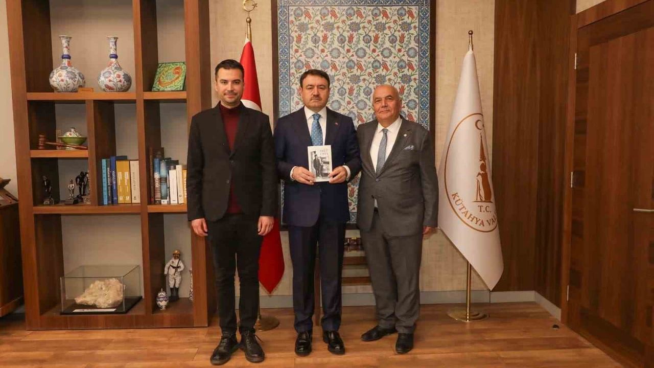 Şeref Usta Kitabı Çıraklar İçin Gelir Bağışında Bulunacak