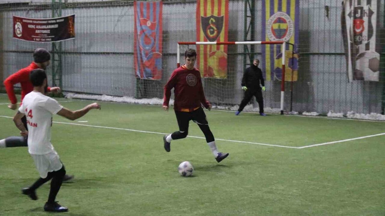 Sesiz Futbol: İşitme Engelliler için İşaret Diliyle Maç Deneyimi