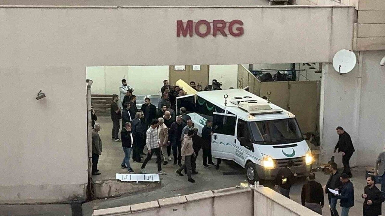 Siirt'te Bıçaklanmış Kadın Cesedi Bulundu