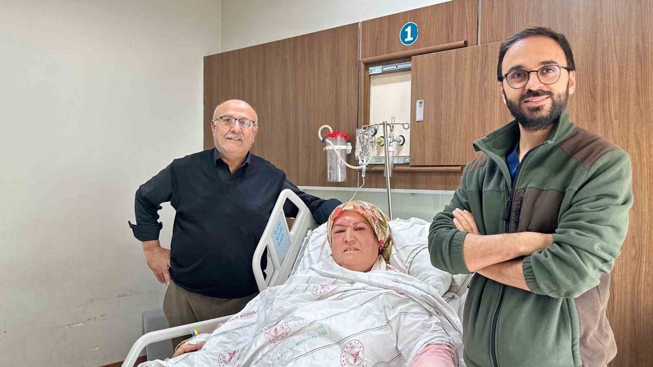 Siirt'te Kafa Tabanı Ameliyatı Başarıyla Gerçekleştirildi