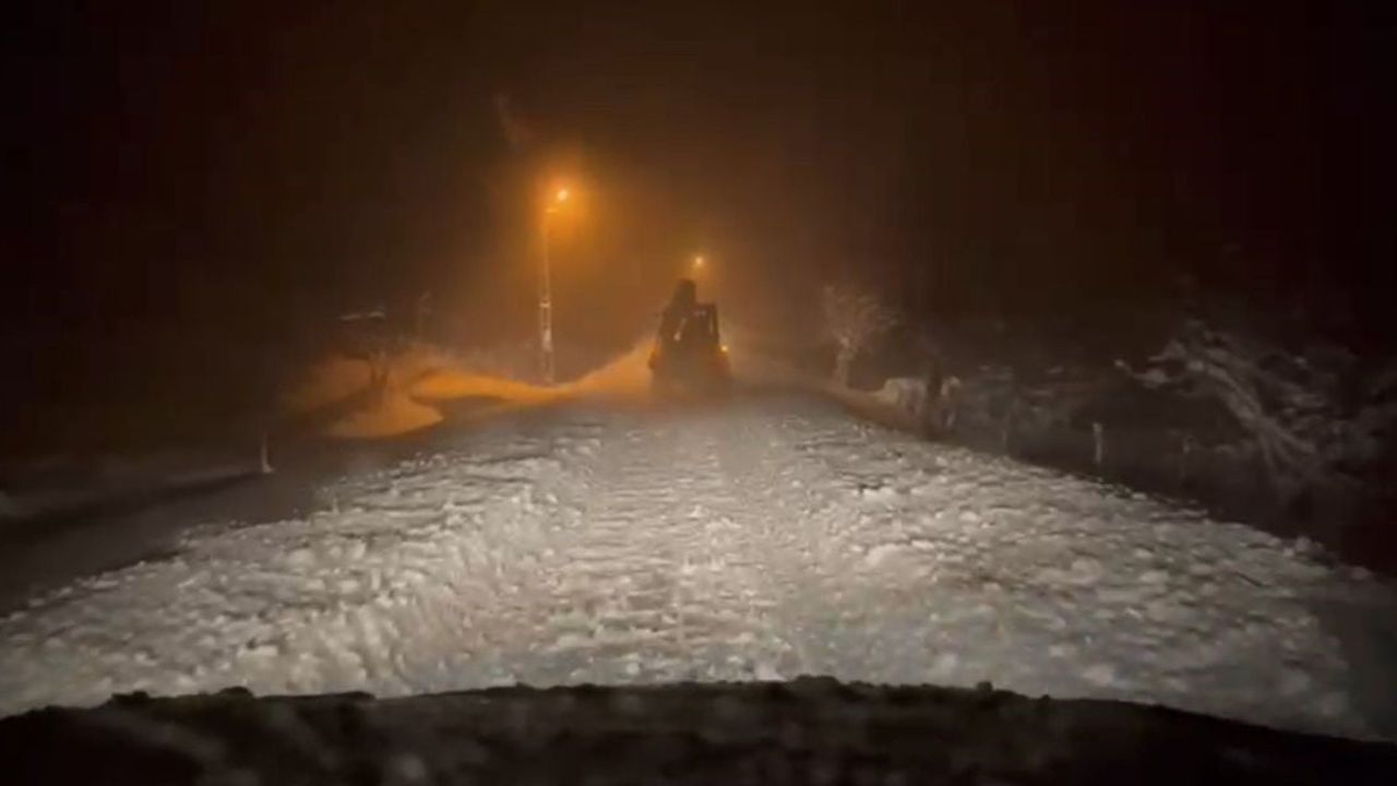 Siirt'te Kapanan Köy Yolları Açılıyor