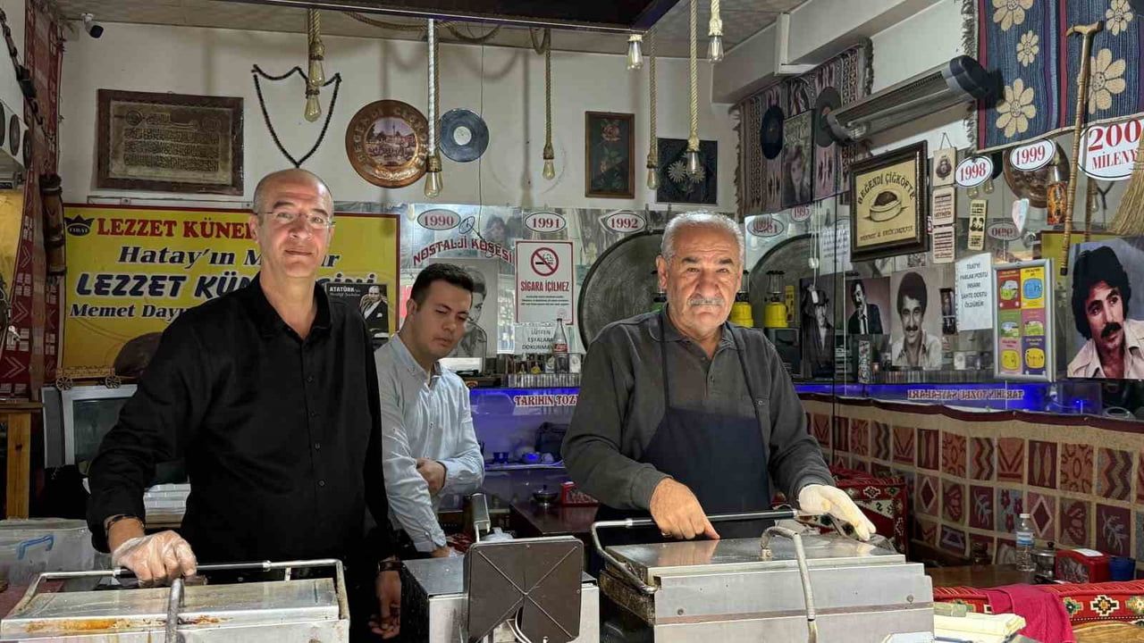 Siirt’te Yarım Kiloluk Dev Tost: Fiyatı 600 Lira