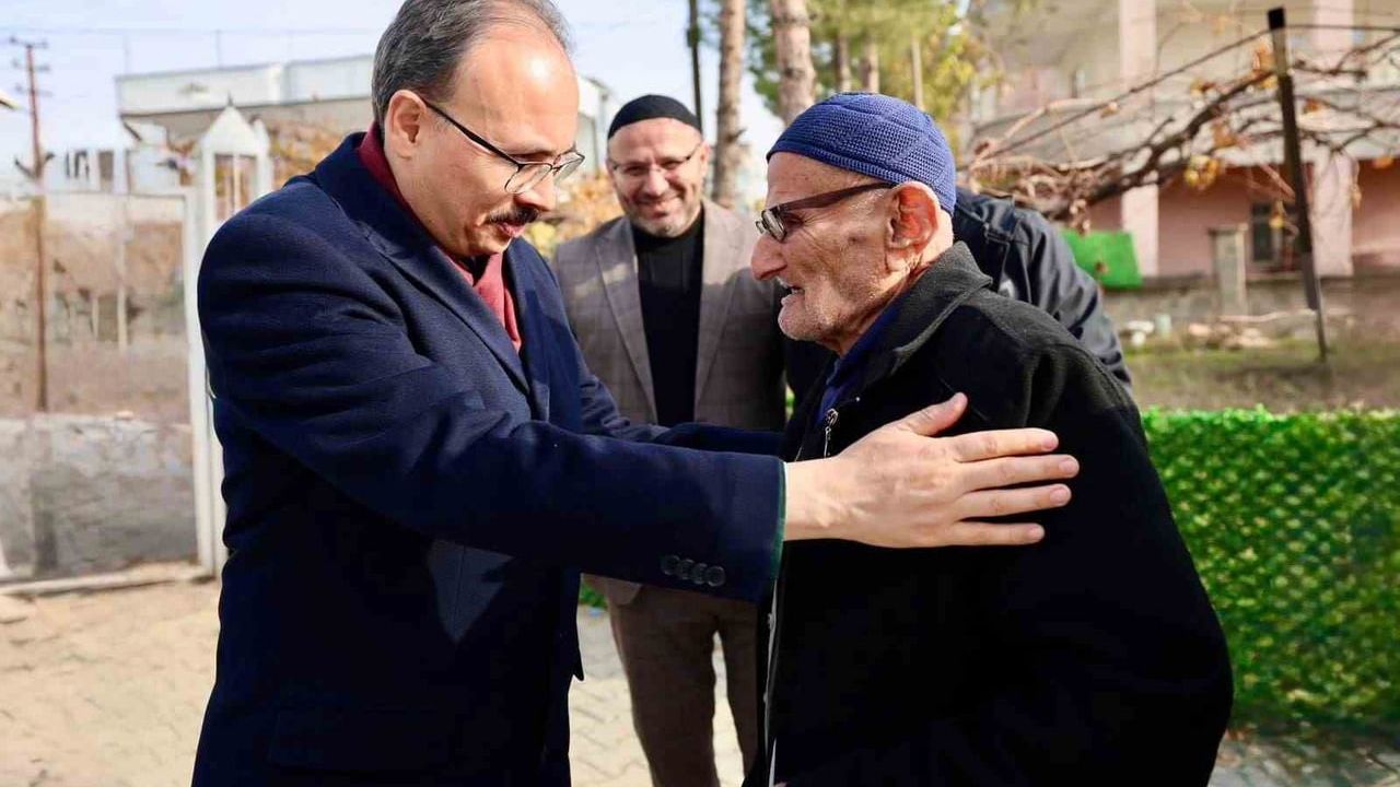 Siirt Valisi Kızılkaya'dan Mahalle Ziyareti ve Hizmet Vurgusu