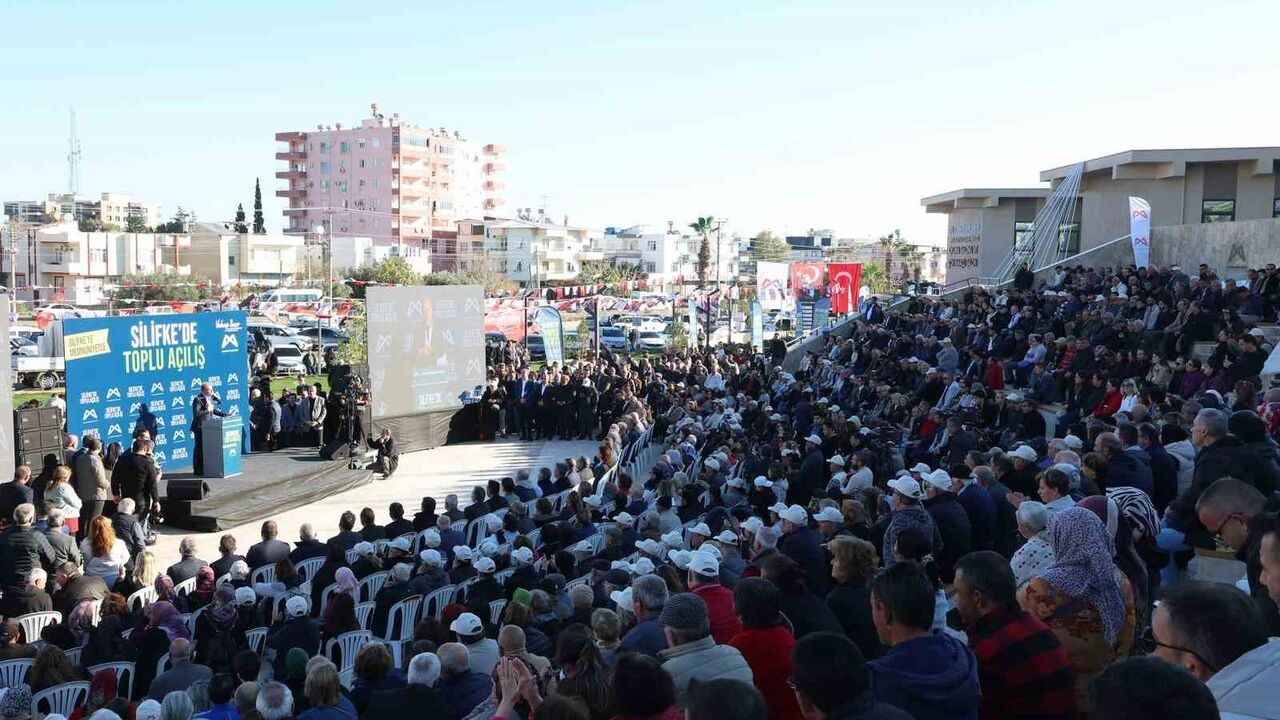 Silifke'de Sosyal Yaşam Merkezi ve İki Yeni Proje Açıldı