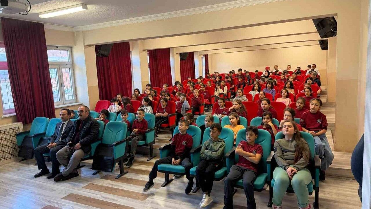 Simav'da Öğrencilere Gıda Güvenilirliği Eğitimi