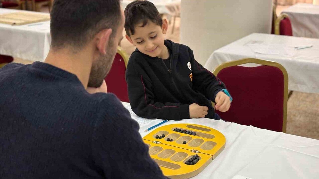 Sincan'da Türk Dünyası Zeka Oyunları Turnuvası Başladı