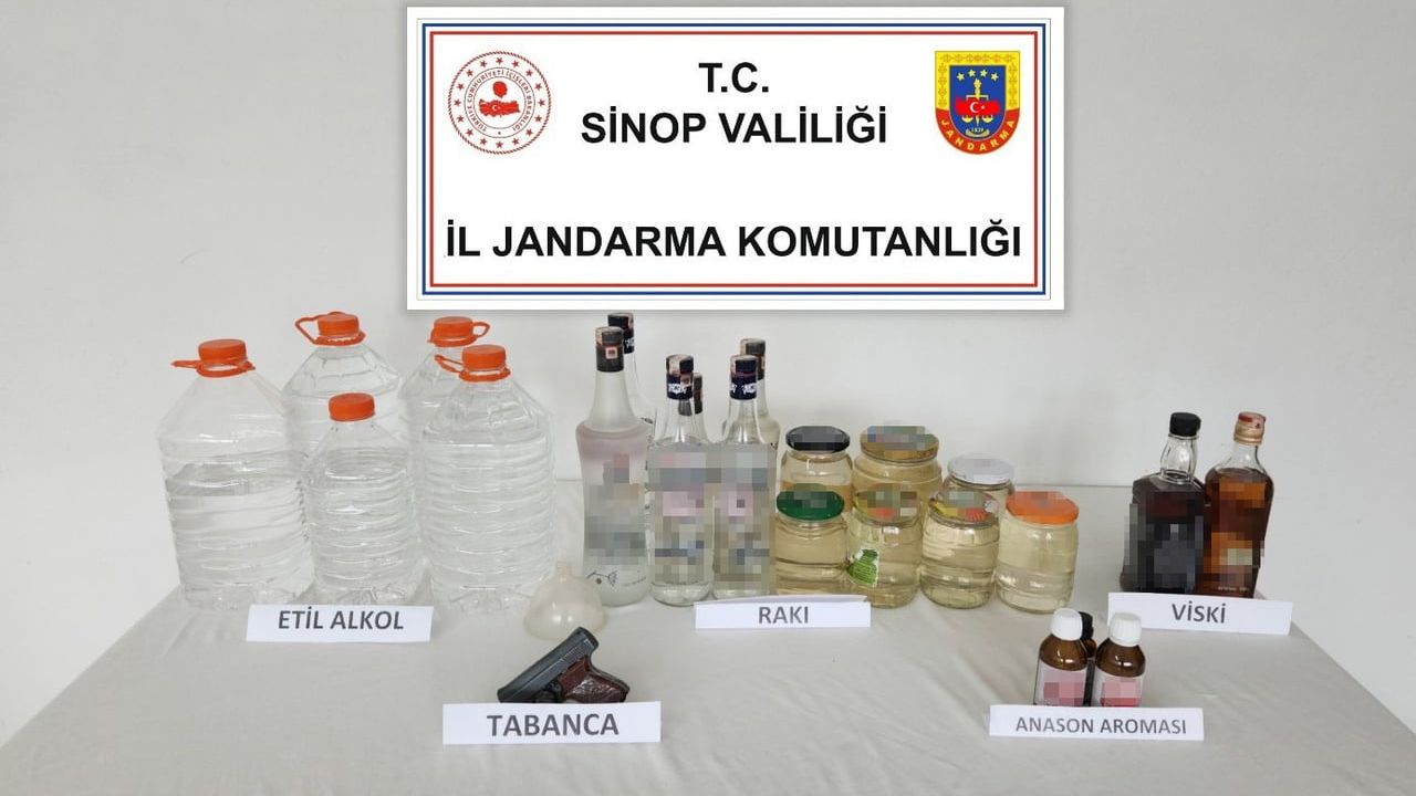 Sinop'ta Kaçak Alkol Operasyonu: Üç Şüpheli Gözaltına Alındı