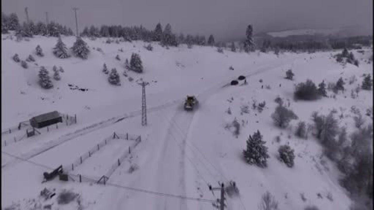 Sinop’ta Kar Yağışı Nedeniyle 34 Köy Yolu Kapandı