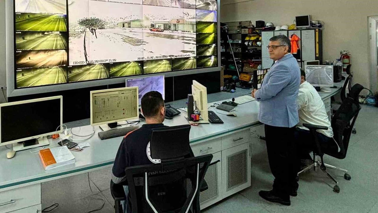 Sinop'ta Kar Yağışı Nedeniyle Eğitime Ara Verildi